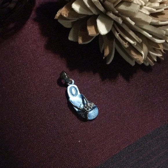 Charm 👡 - Picture 1 of 2